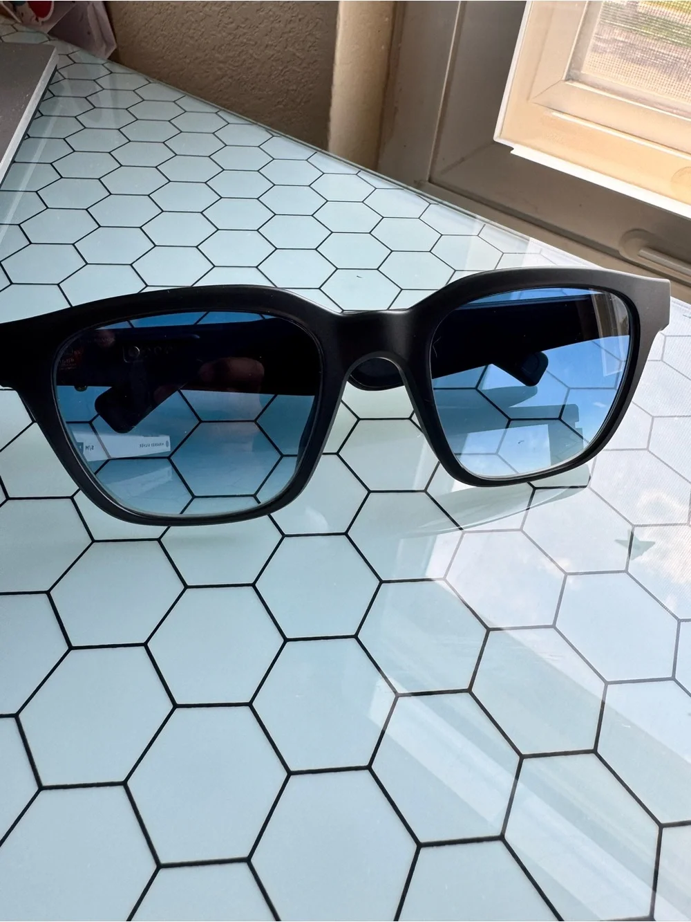 Bose Alto Bluetooth Audio Sunglass Frame with Blue and Sliver Replacement Lenses